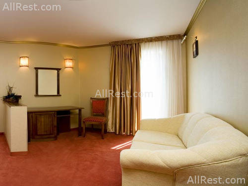 Mistral Hotel 9